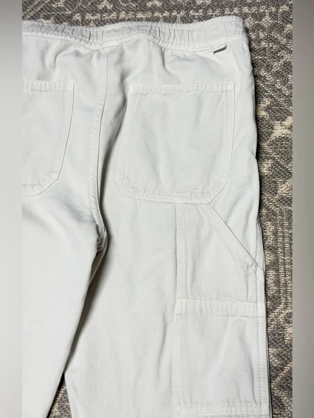 Zara cream Cropped Elastic-Waist Ankle Pants 75%cotton 25%linen.